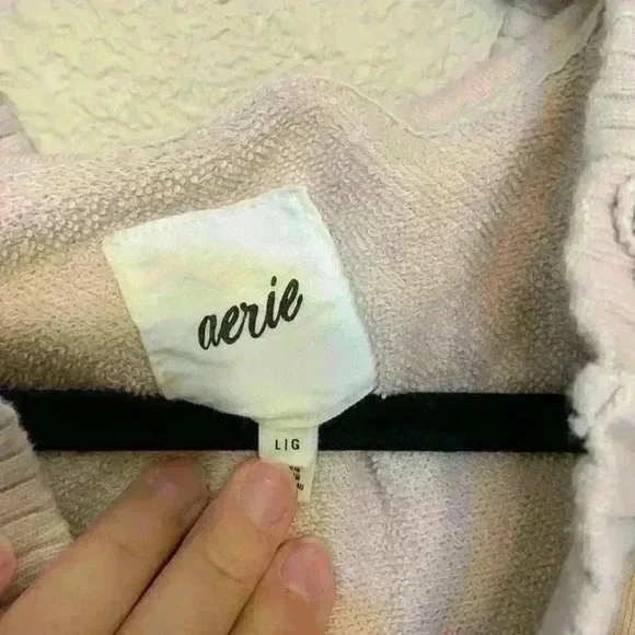 Light pink Aerie hooded sweatshirt sz L girly feminine athleisure loungewear - Picture 2 of 8